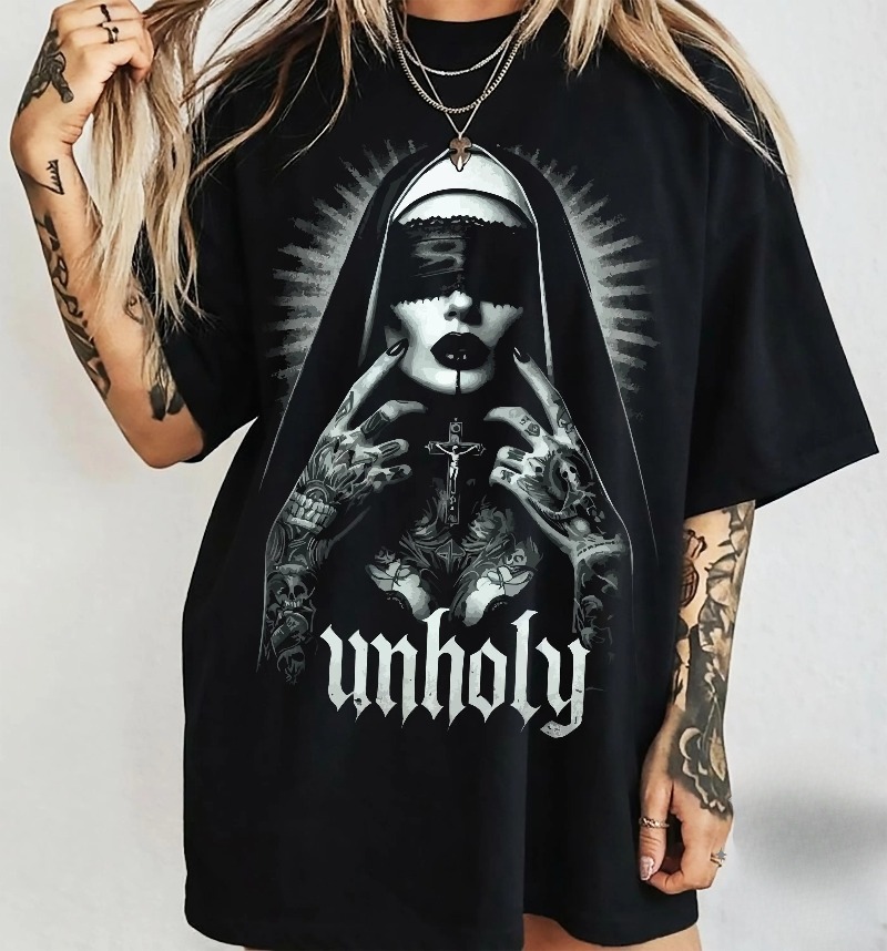 Summer Goth Clothing - T-shirt Unholy Nun : T-shirt gothique